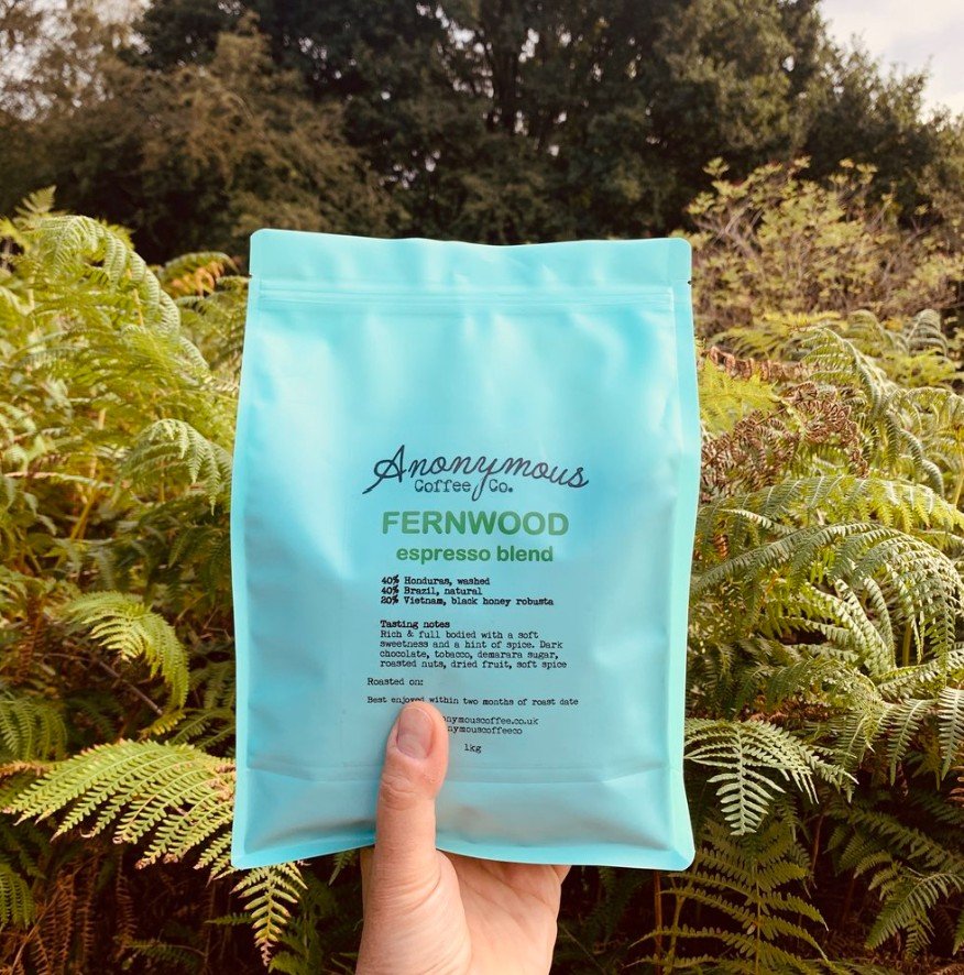 ☕ Fernwood Espresso Blend &ndash; Bold. Smooth. Unforgettable.

Crafted with care and full of character, Fernwood is our take on a full-bodied, traditional espresso, without the bitterness.

🌍 40% Honduras (washed)
🌍 40% Brazil (pulped)
🌍 20% Papu