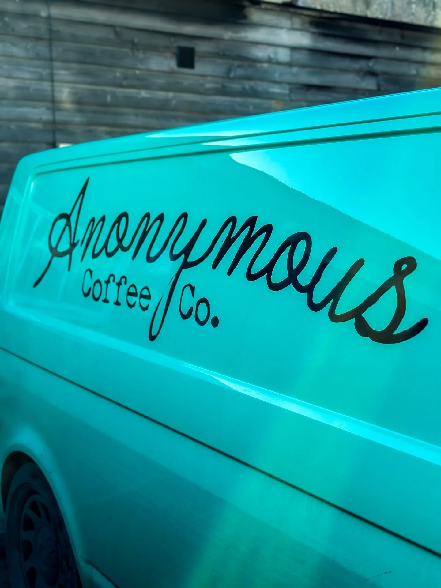 You know it&rsquo;s going to be a good day when the Anonymous mystery machine pulls up ☕🚐

Freshly roasted coffee, delivered properly. HQ to hopper. No detours.