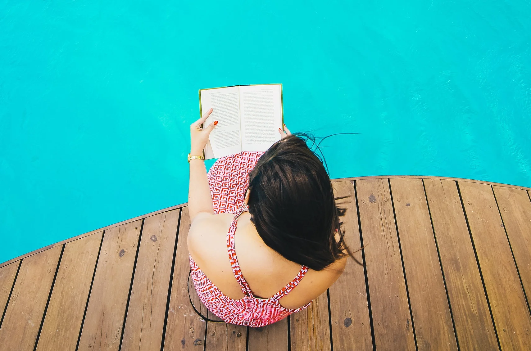 Ask a Book Editor: 4 Surefire Ways to Keep Readers Turning the Pages