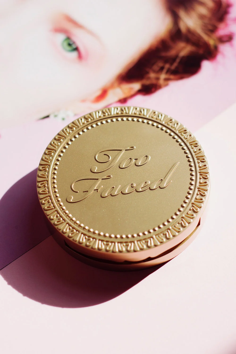 3582e-too-faced-milk-chocolate-soleil-bronzer.jpg