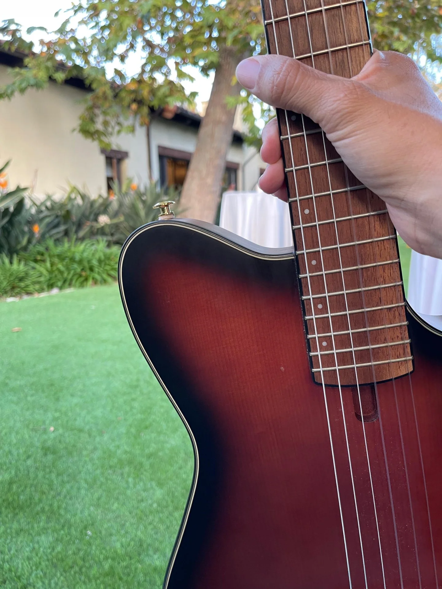 Thank you, Christina, for letting me be part of such a beautiful day at Estancia La Jolla. 💍✨
Your wedding was filled with so much love, laughter, and light — the kind of atmosphere every musician dreams of playing for. 🌿🎶
It was an honor