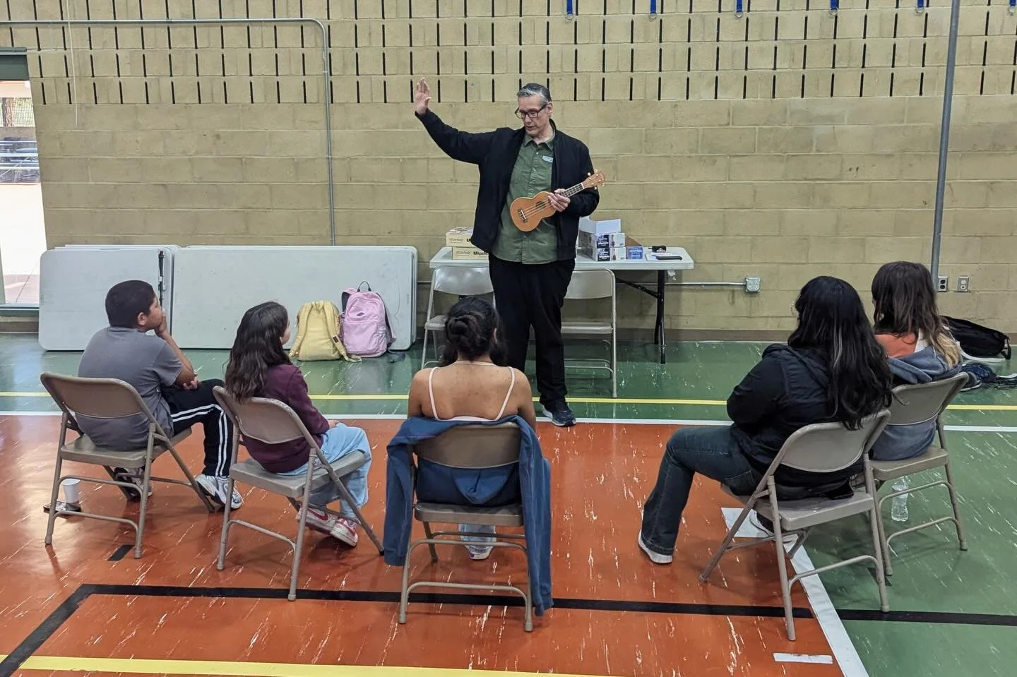 Every kid deserves access to music. Not as an elective that gets cut first, but as a core part of how they learn to focus, collaborate, express themselves, and build confidence.
Started a ukulele residency at Oakdale Middle School this week. These st