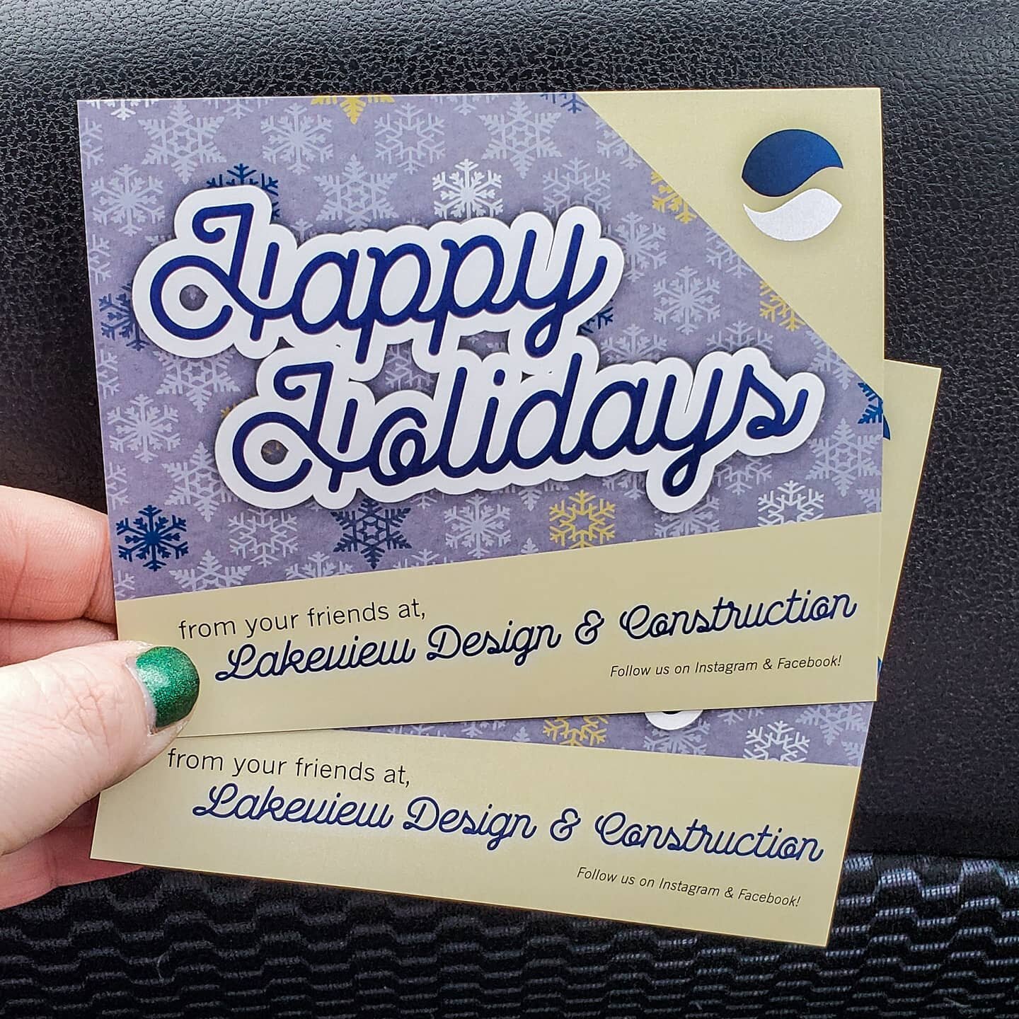 Holiday Cards for @lakeviewdesignco 🌲
#holidaycard #holidays #merrychristmas #happyhanukkah #happyholidays #instalove #instadesign #jacqiethedesigner
