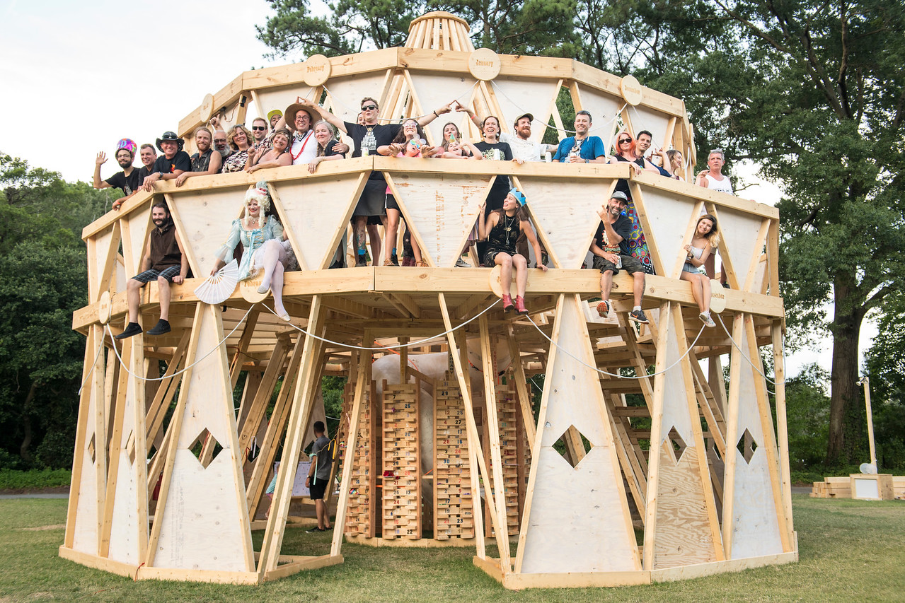 MEGA_CAKE-Test-Build-02-at-HermitageMuseum-2019.jpg