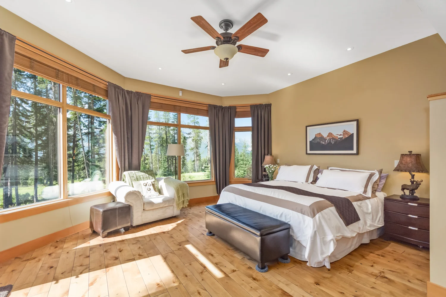 7-521-Silvertip-Pointe-Interiors-15.jpg