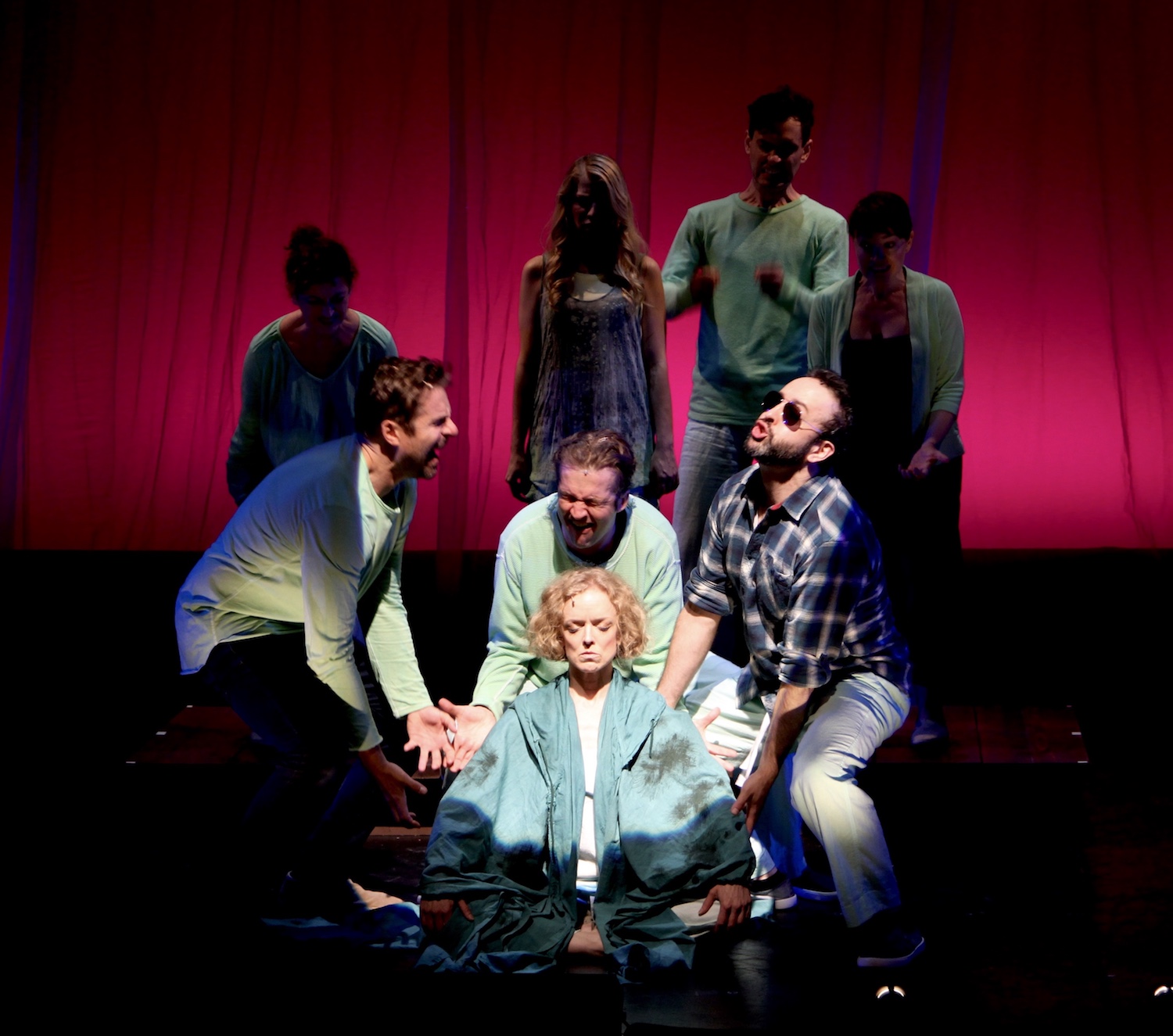 Center: Nancy Anderson (Sid). New York Musical Festival. Photo: Karen Shih.