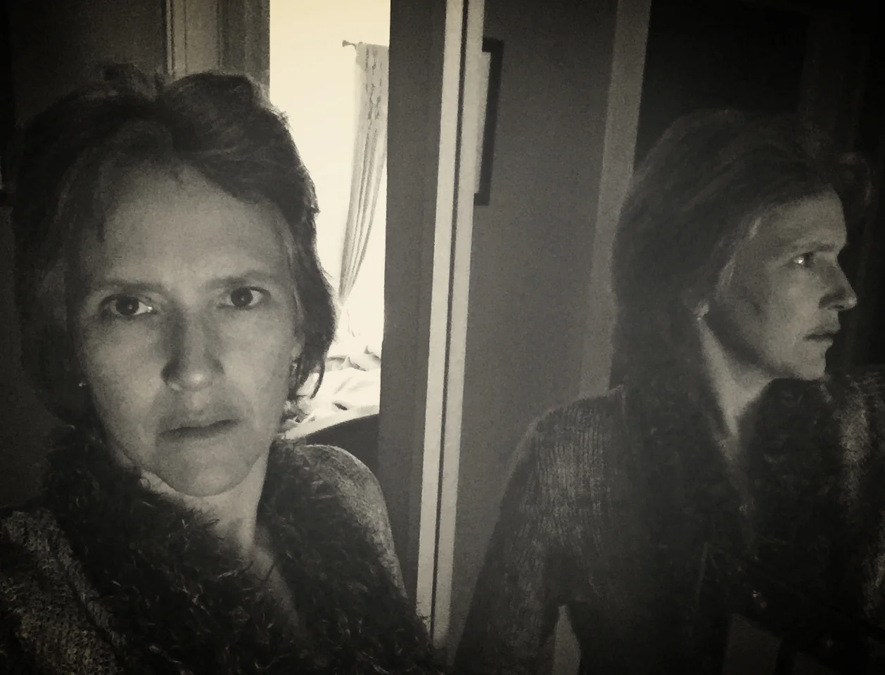 MirrorShotBlackandWhite.jpg
