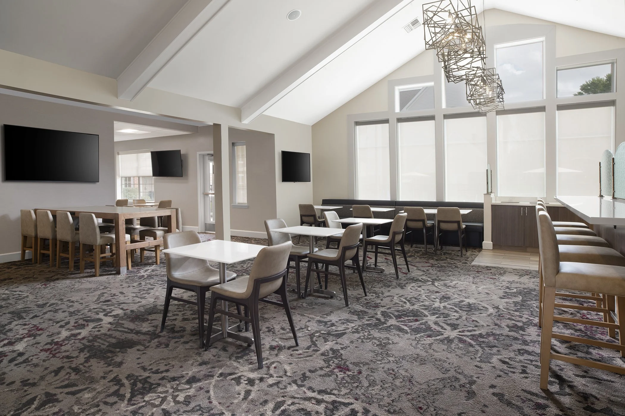 MSYRM_breakfast_seating review.jpg