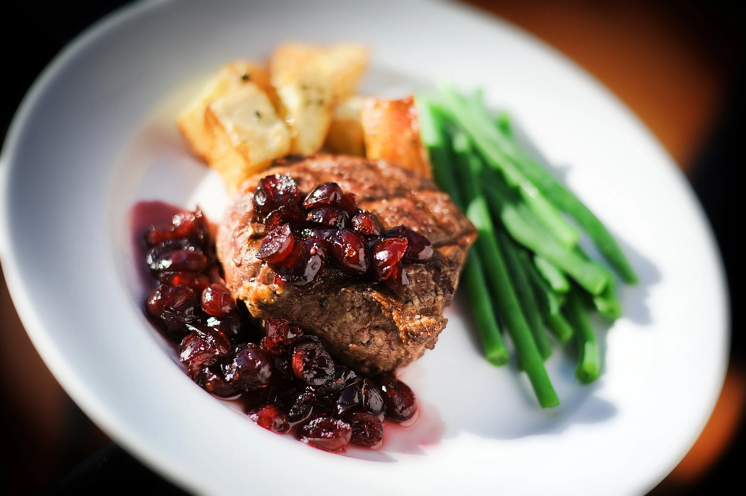 2009-10-05_McGhee_SATCR_Steak_1.jpg