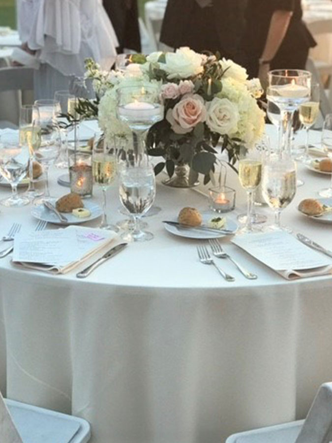 elegant seated dinner setting