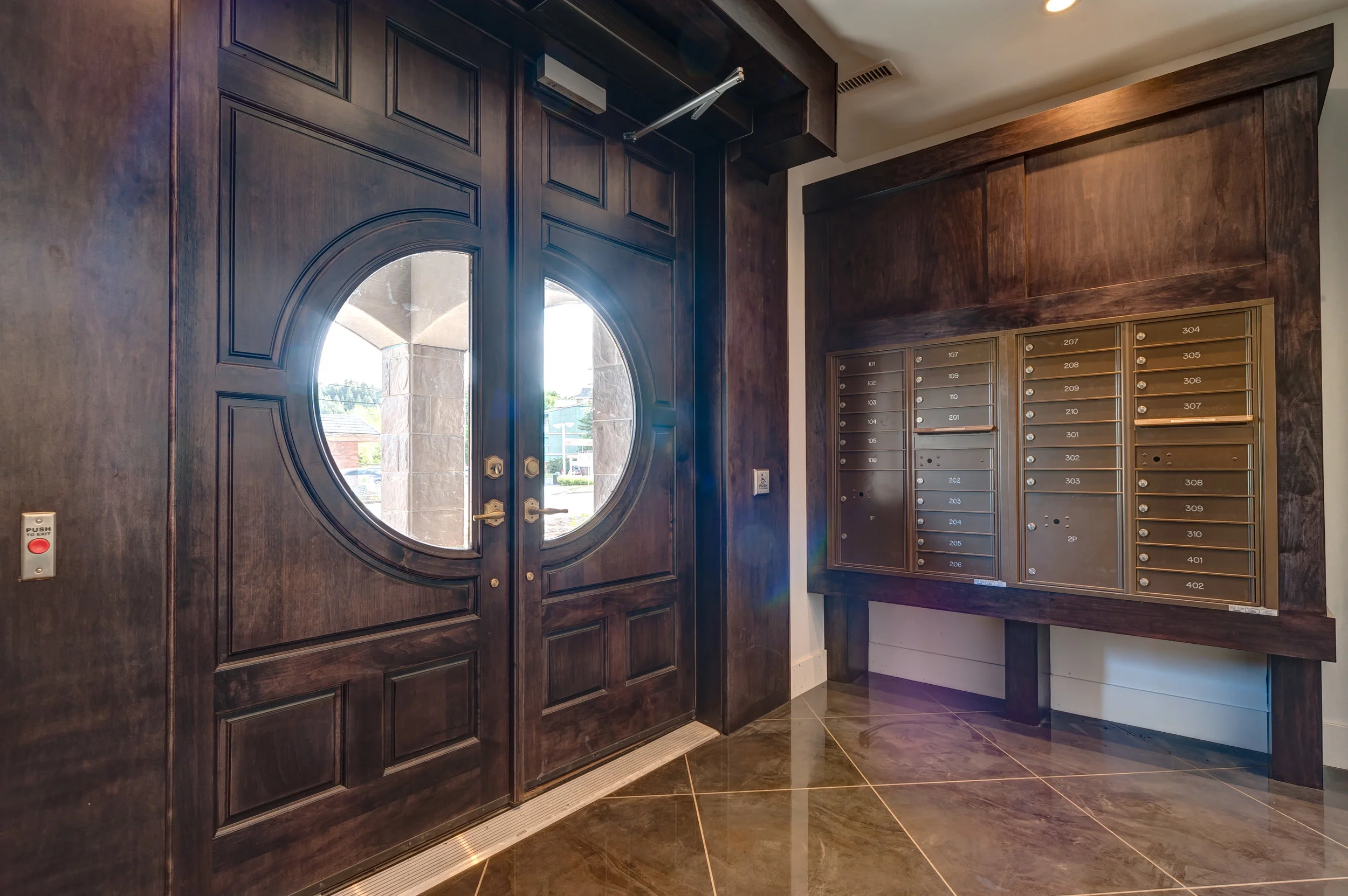 Riviera Mail Box.jpg