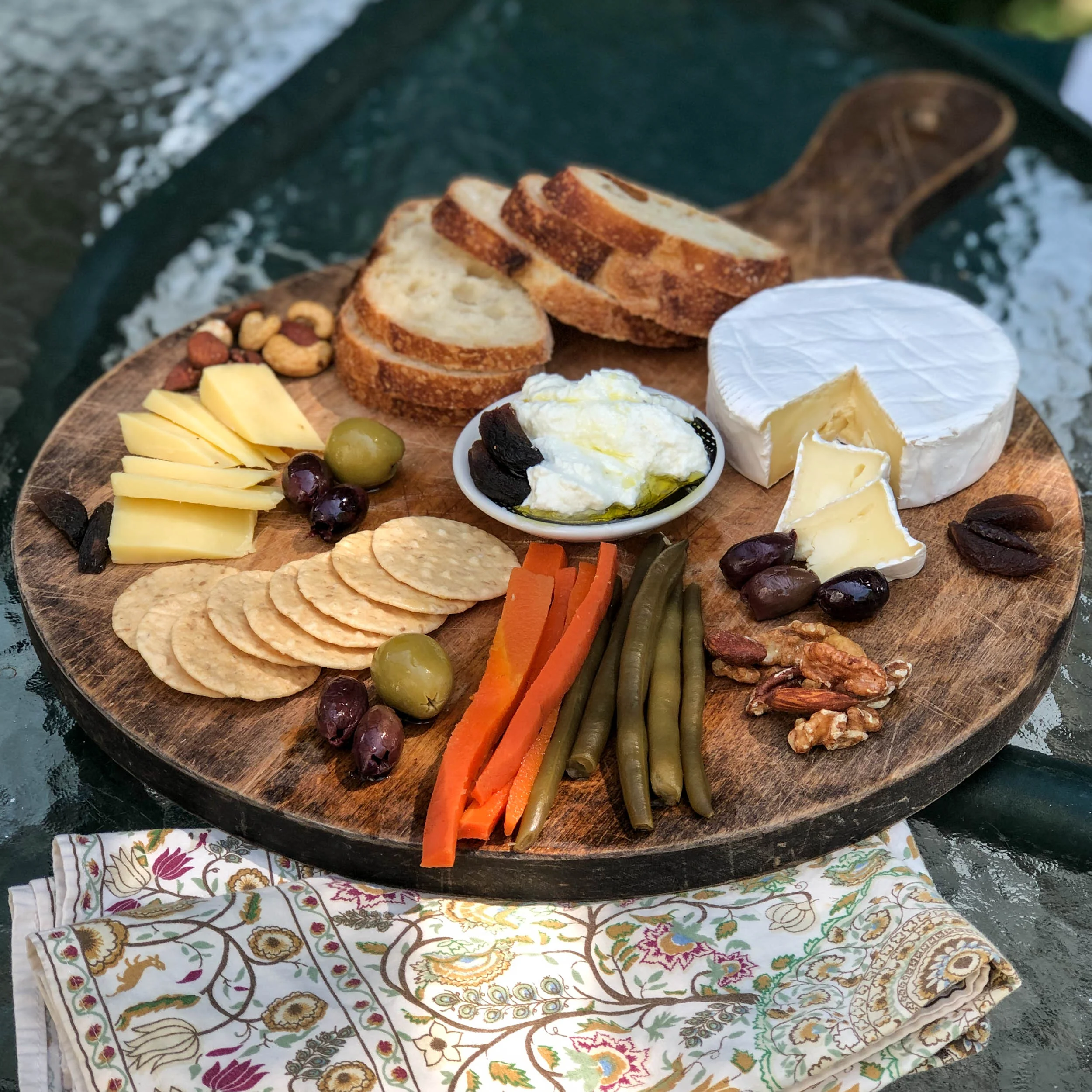 CheesePlate7HeroHostChamplainIslands.jpg