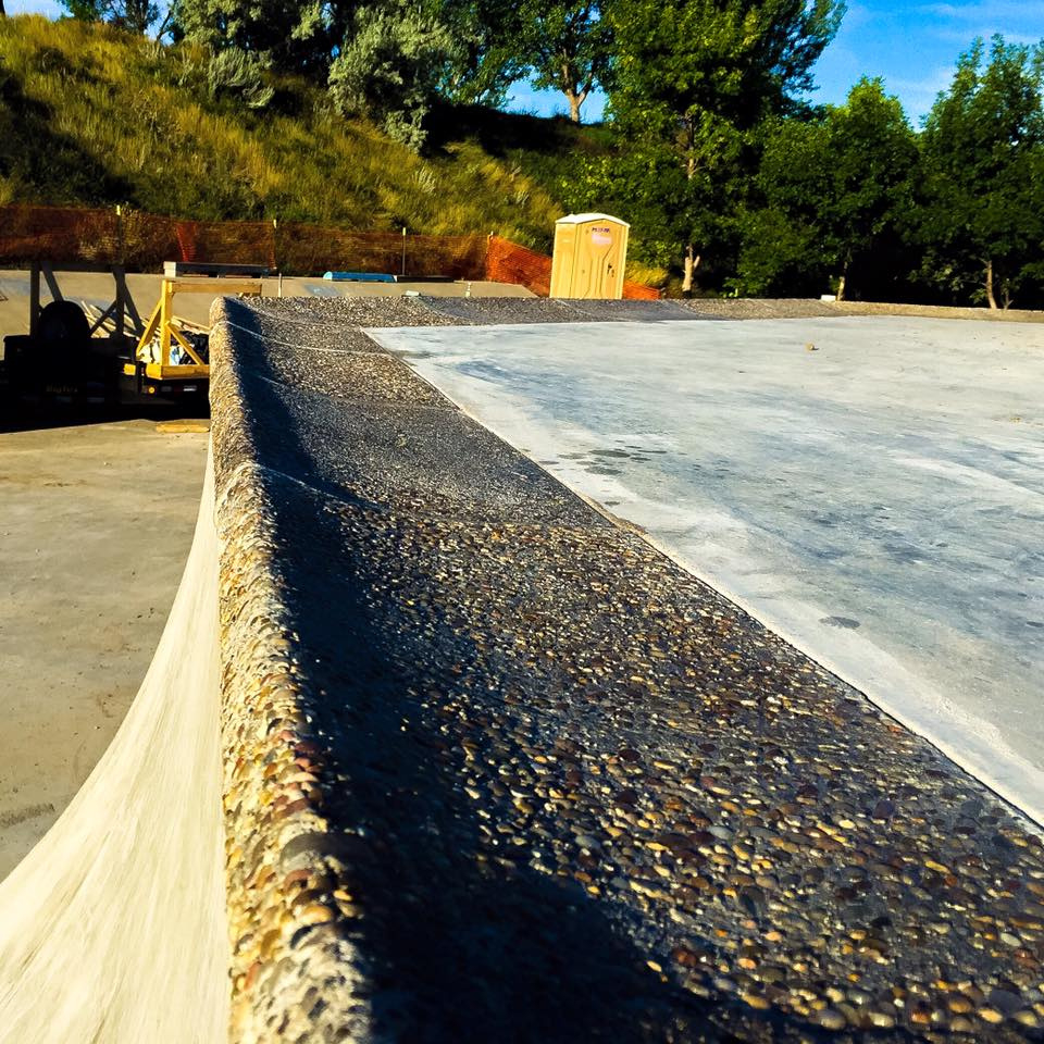 Tedder Stone exposed aggregate pool block to make some noise
