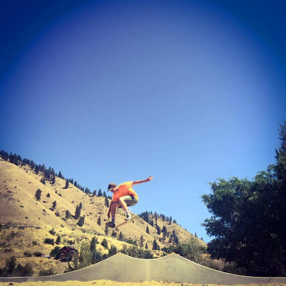 Richie Conklin kickflip