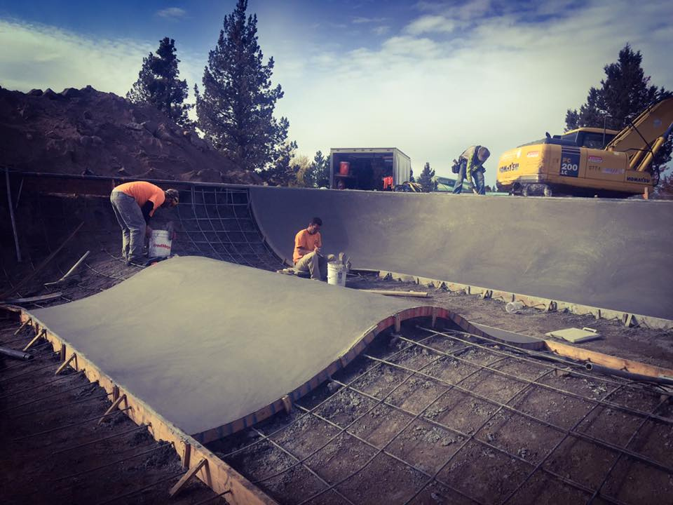 First pour at the Rockridge Skatepark