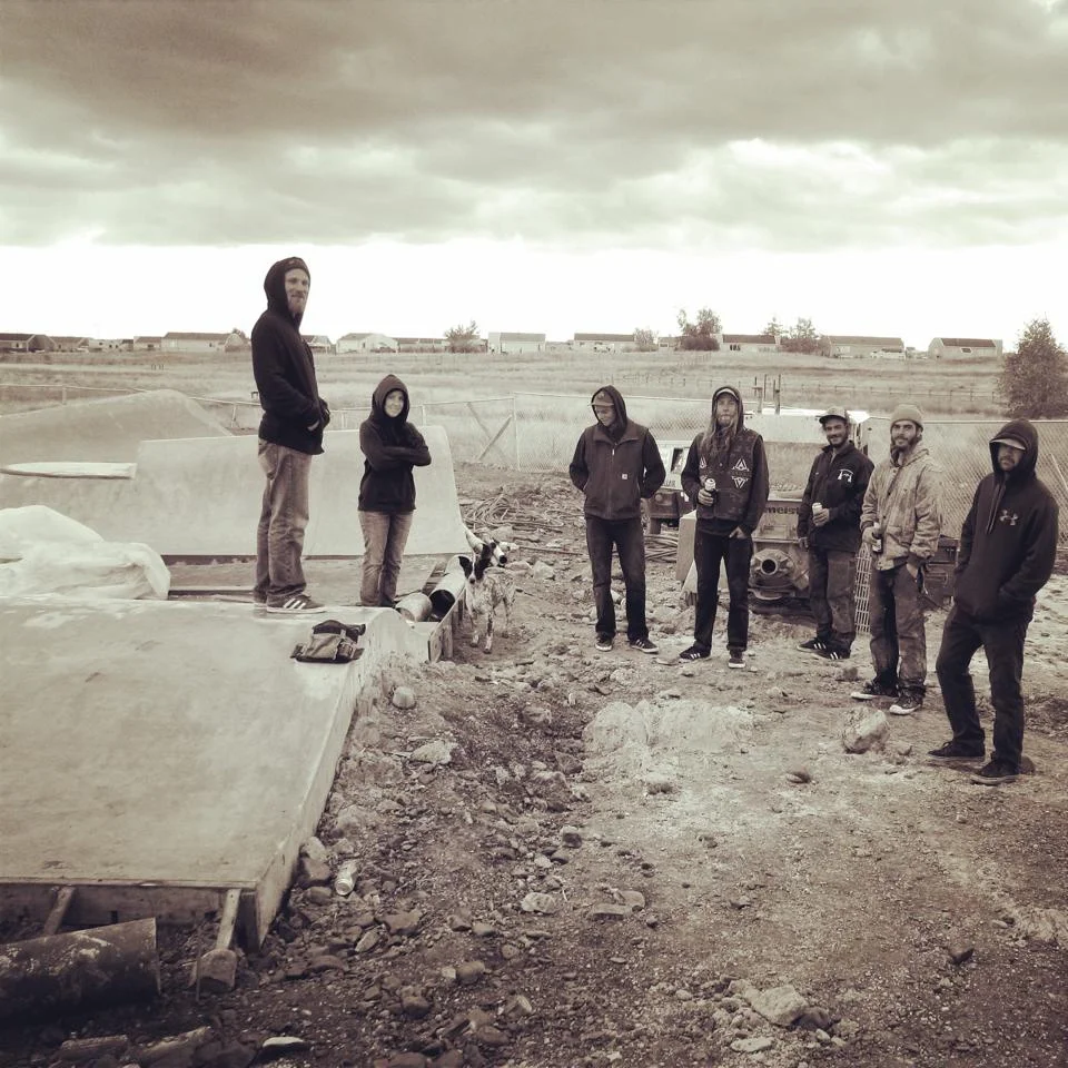 Thunder Park crew takes a break during test runs