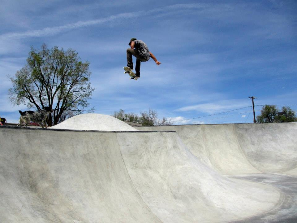 Richie Conklin flying at the Milliken, Colorado Skatepark