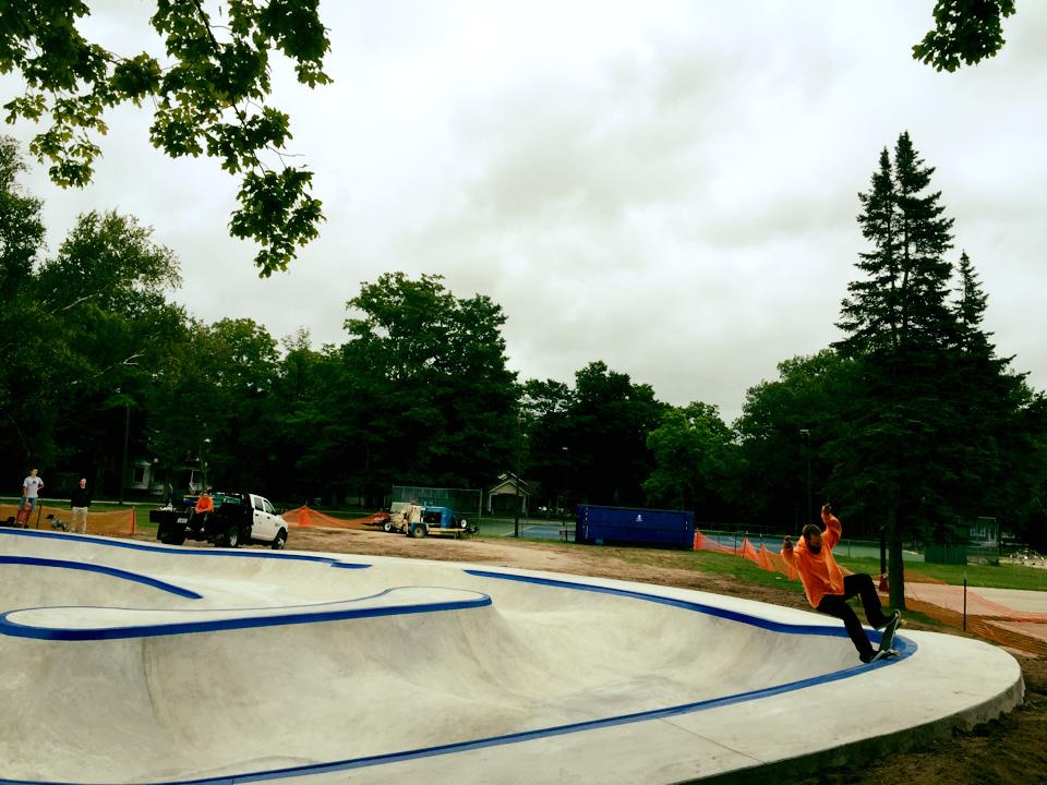 Chris Hogan nosegrind at the Frankfort, Michigan Skatepark