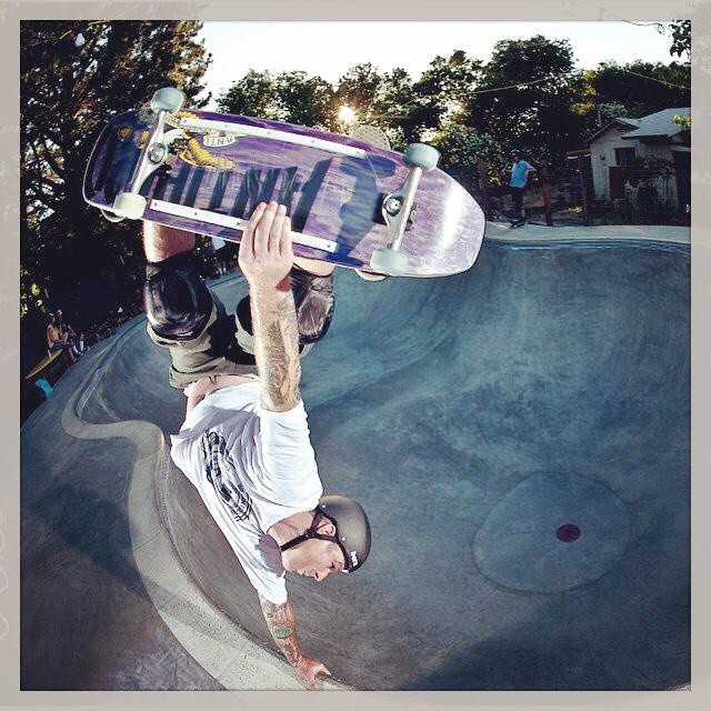 Jeff Grosso invert at the Goat Bowl