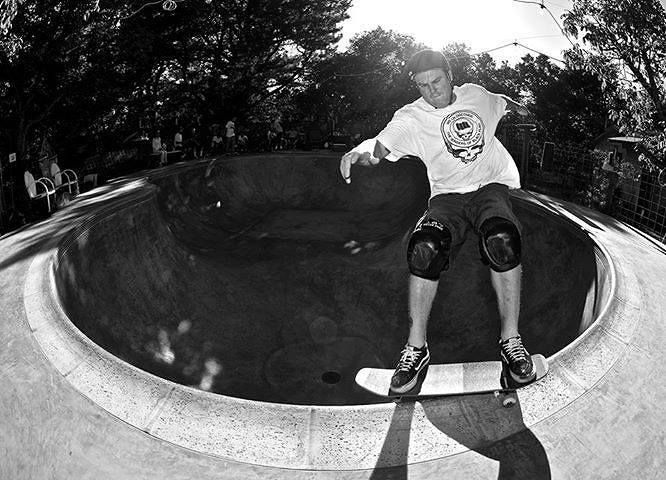 Jeff Grosso frontside smith grind