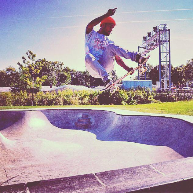Calvin with an air at the Villa Park, Illinois Skatepark
