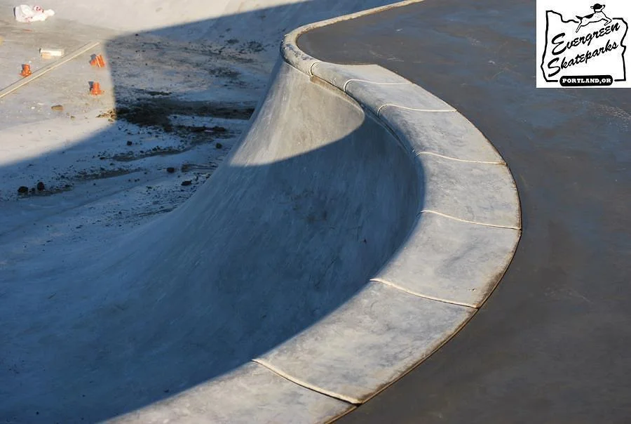 Pool coping