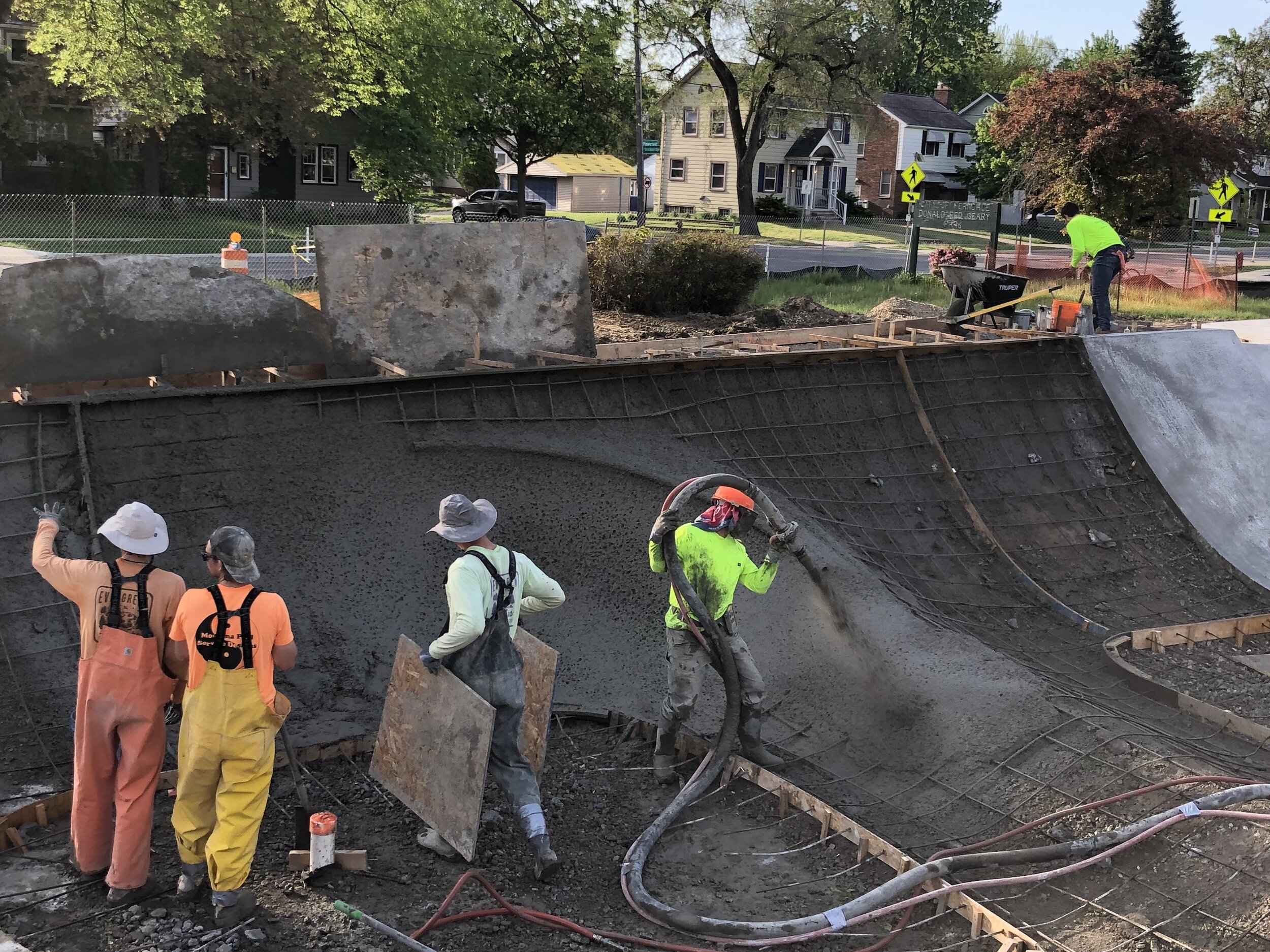 #shotcrete in Ferndale, Michigan 💪🏽 Shotcrete is sprayed concrete conveyed through a hose and pneumatically projected at a high velocity onto a surface.
