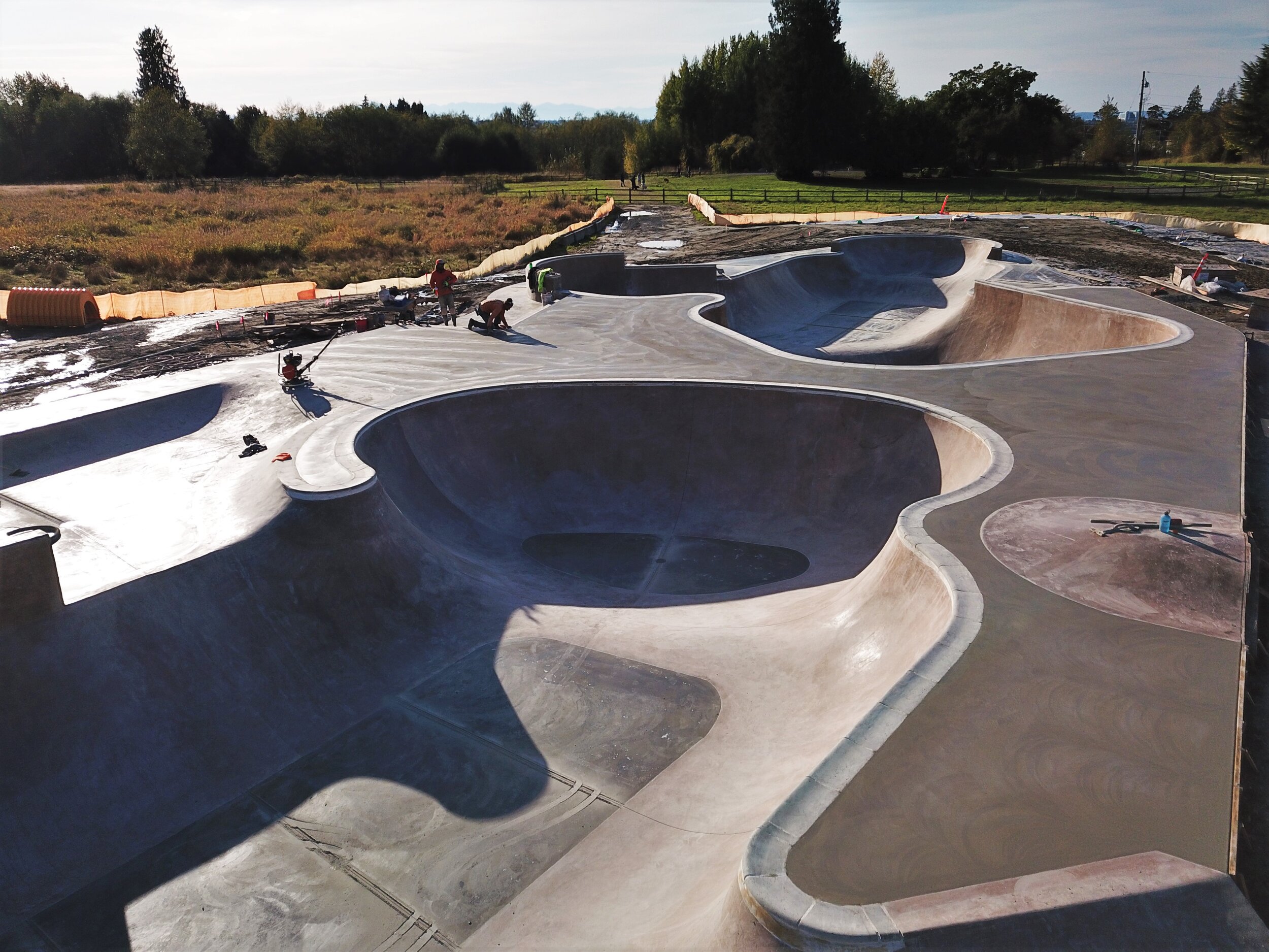 For the pool coping enthusiasts- Lake Stevens, Washington has what you need ✅