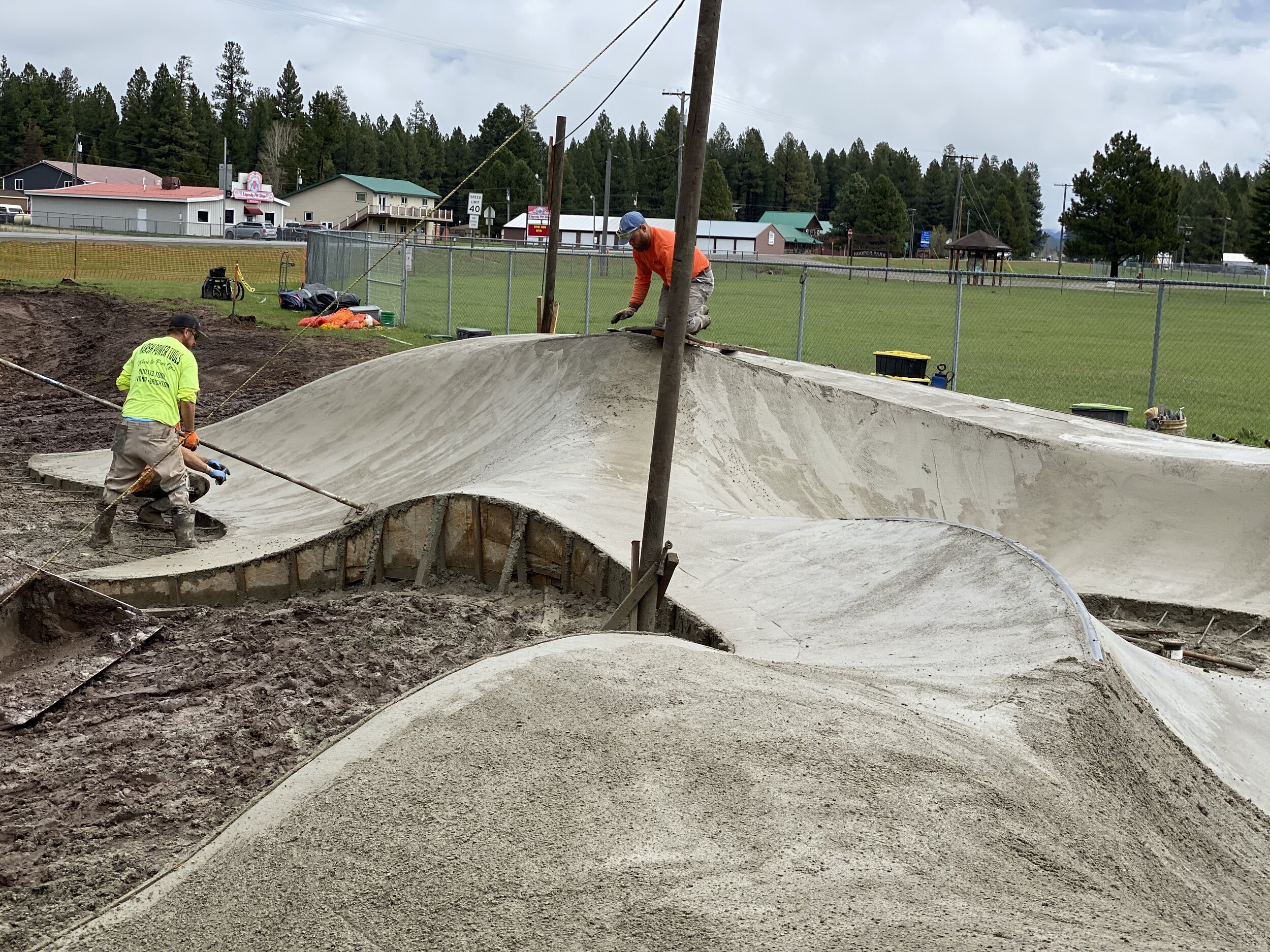 Large custom #concretepour 💪🏽 Lincoln, Montana. Courtesy of #montanapoolservice &amp; @mtskateparkassociation 💯