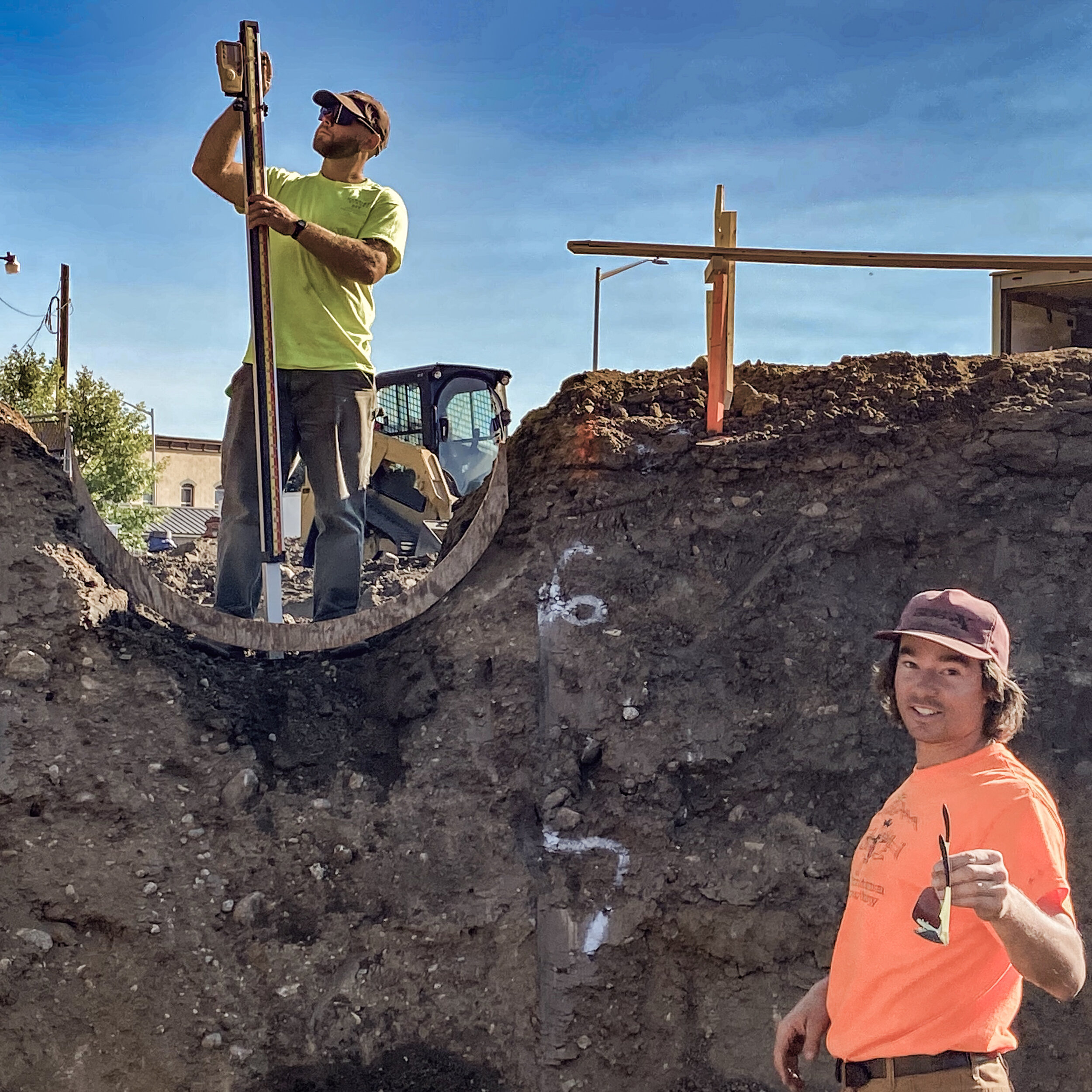 Key 🔑 hole bowl in Red Lodge, Montana. @benhlavacek &amp; @tokabonga getting her done 😀