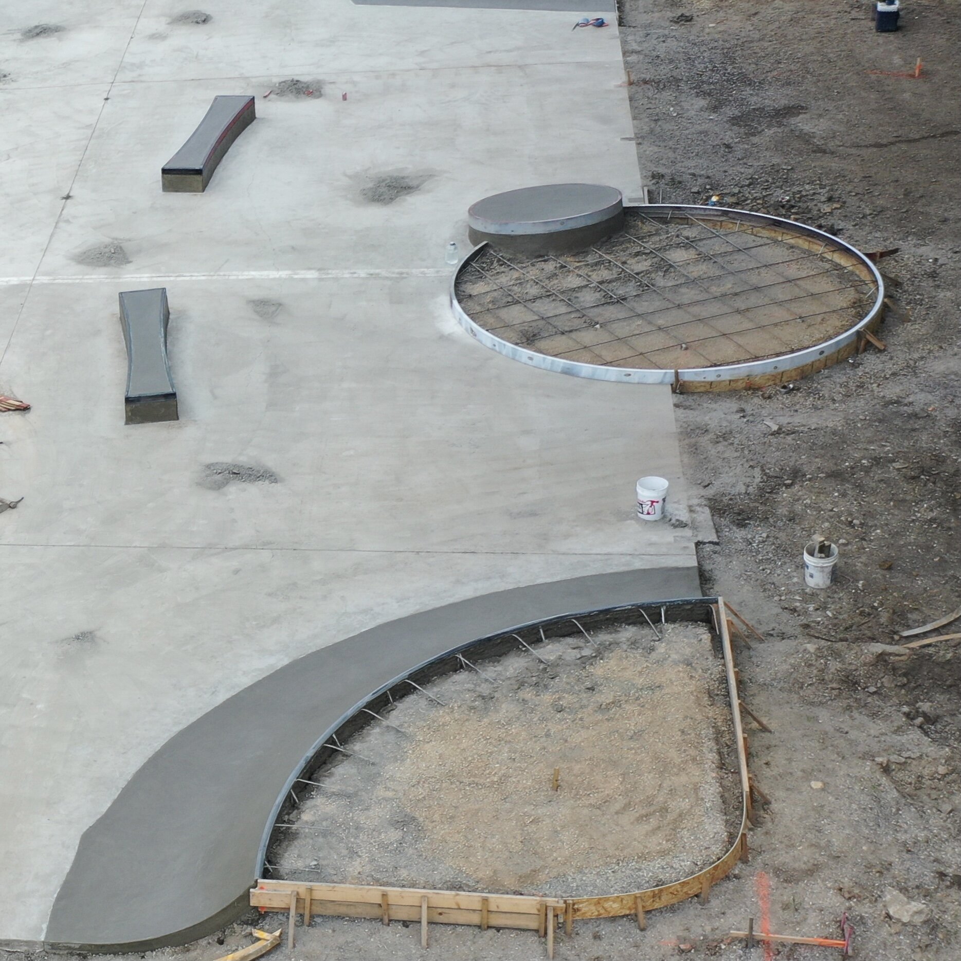 Another skatepark recycling project filled with fun shapes 💥 reusing an existing concrete slab to maximize square footage and budget in Oconomowoc, Wisconsin 😎