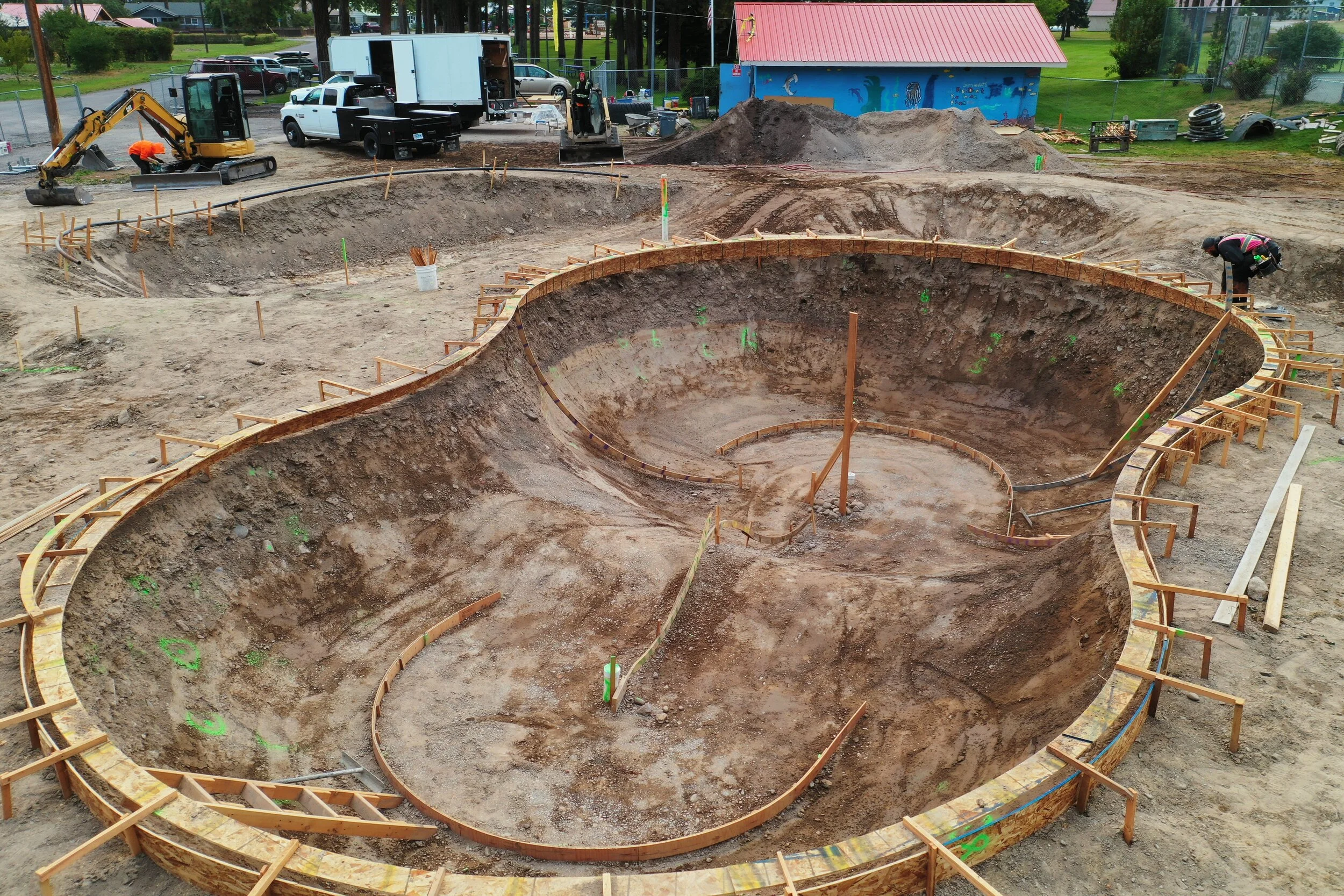 Montana just keeps getting better 😬😬😬 Peanut bowl 🥜 going up in Superior courtesy of montana pool service
