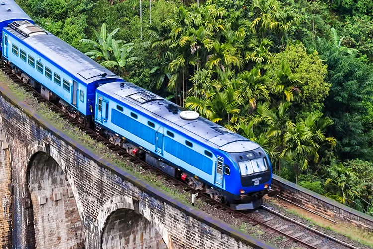 train.jpg