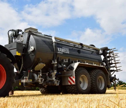 00-jcb-434s-agri-farm-master-1-t3sw.jpg