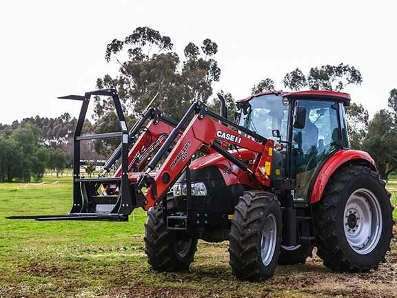 Case-IH-Farmall-95C-tractor-exterior.jpg