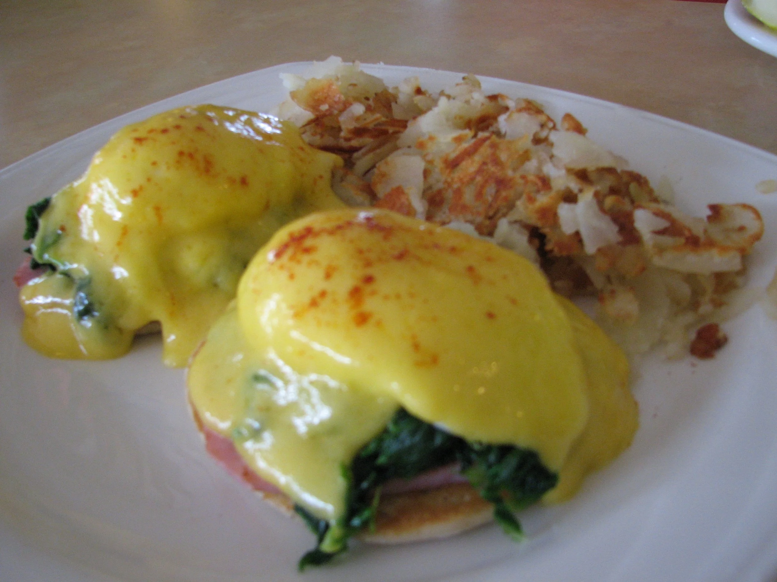 Eggs Benny1.JPG