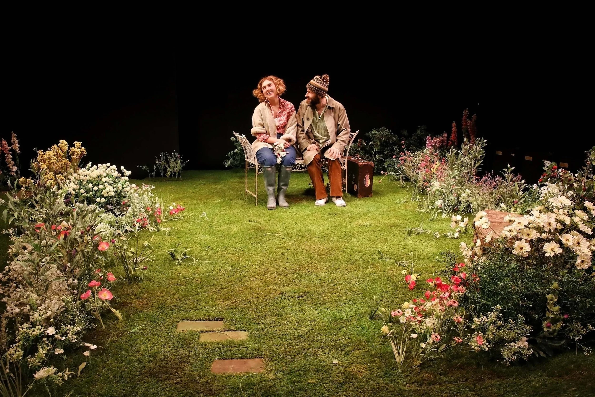 Round-And-Round-The-Garden-Matilda-Ridgway-and-Yalin-Ozucelik.jpg