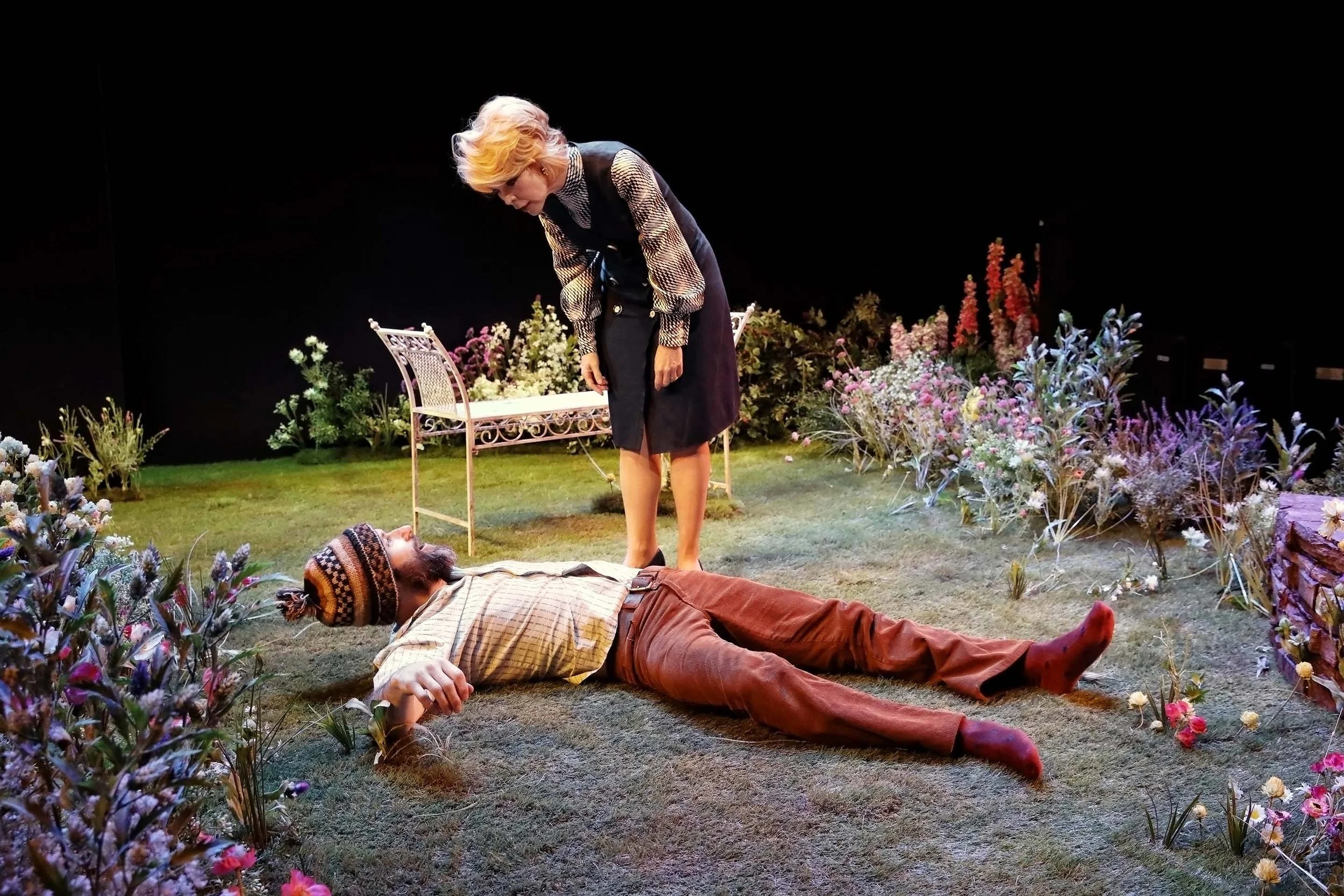 Round-And-Round-The-Garden-Yalin-Ozucelik-as-Norman-and-Danielle-Carter-as-Sarah.jpg