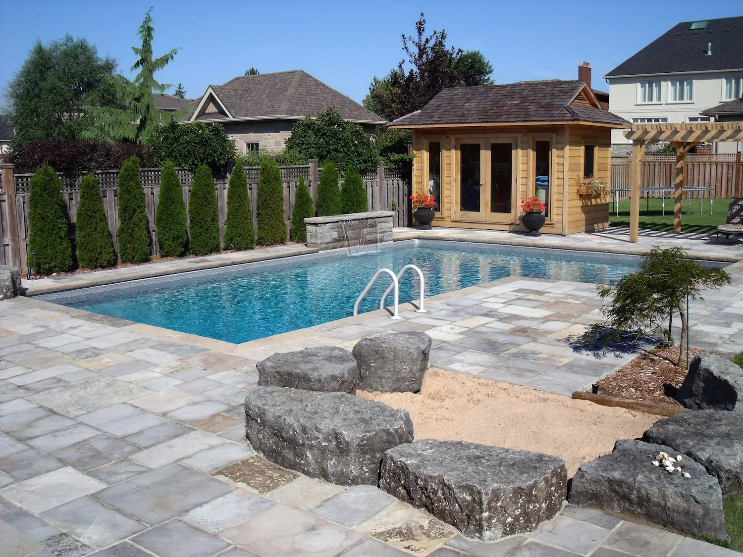 aveco-pools-001-min.JPG