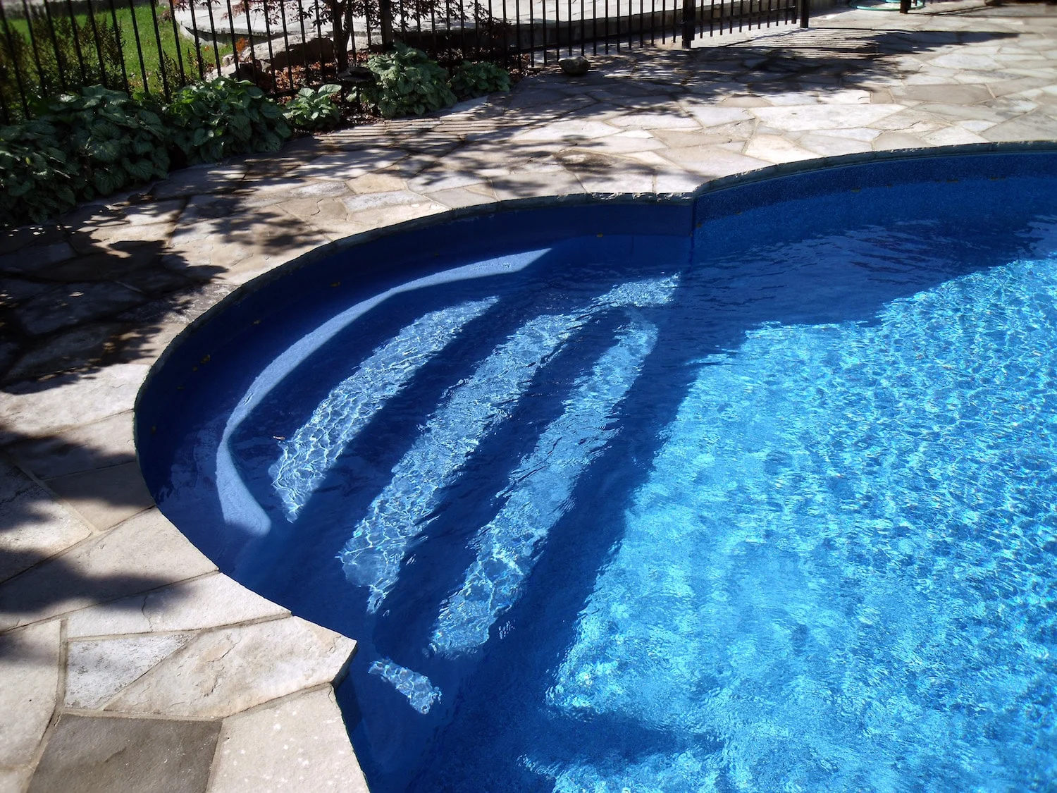 aveco-pools-011-min.JPG
