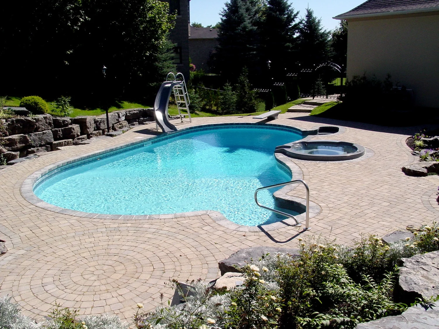 aveco-pools-052-min.JPG