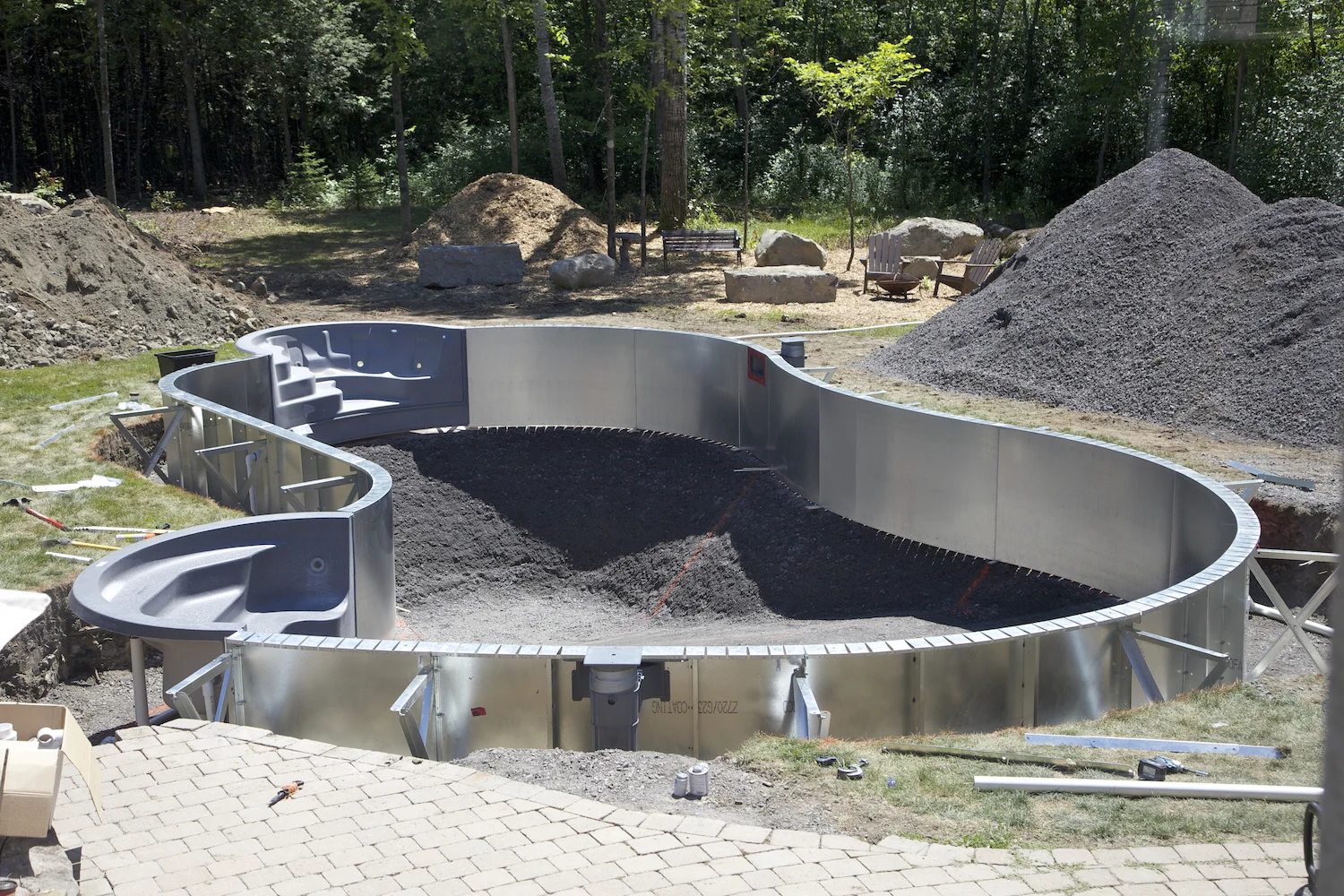 installation of inground vinly pools
