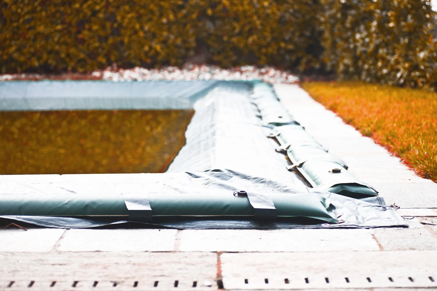 Should You Close Your Pool Now or Keep it Open?