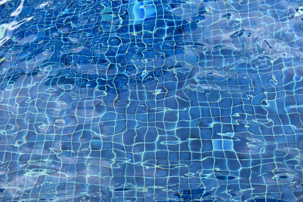 How to Choose a Vinyl Pool Liner