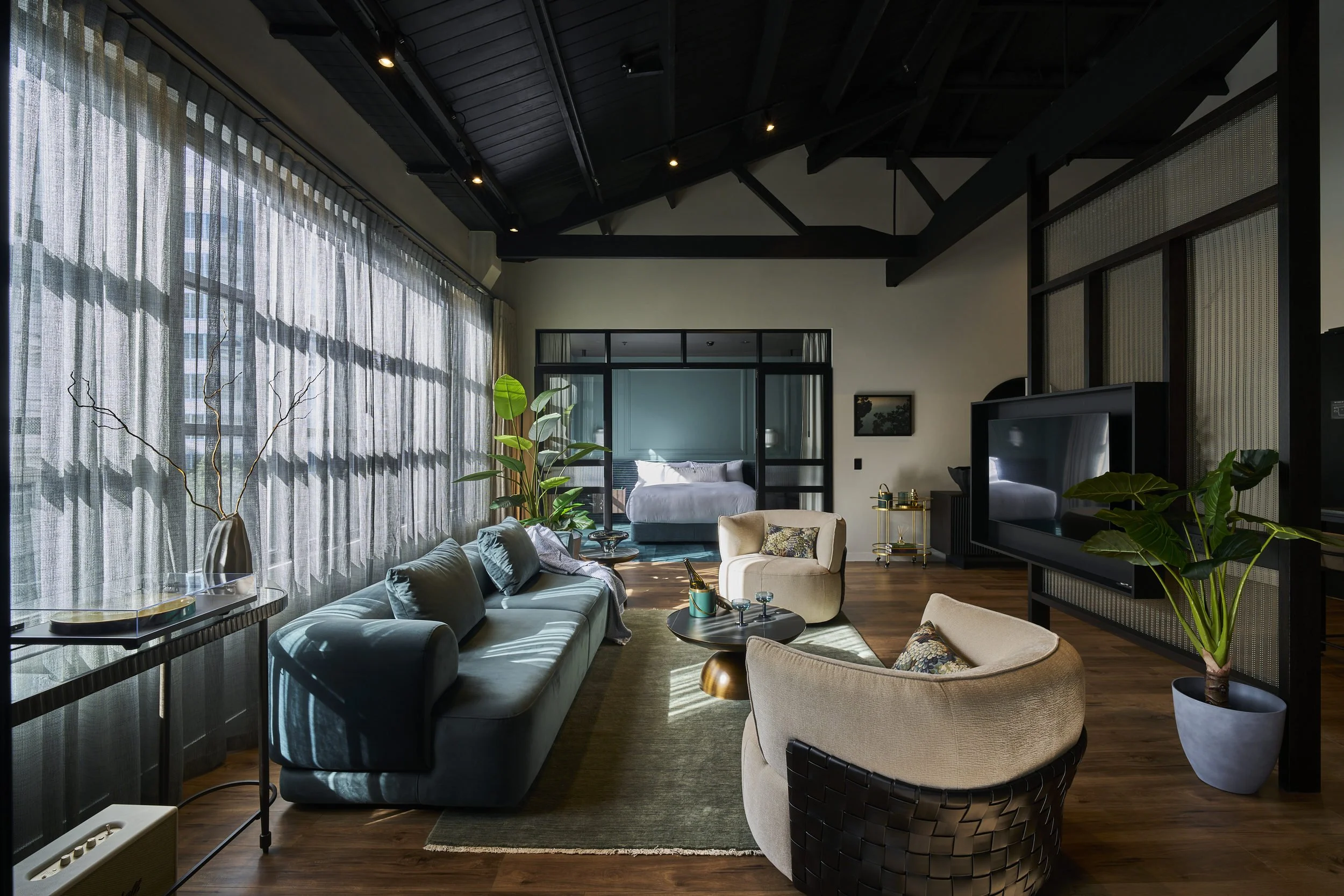 quinovic-viaduct-apartment-interior-photography.jpg