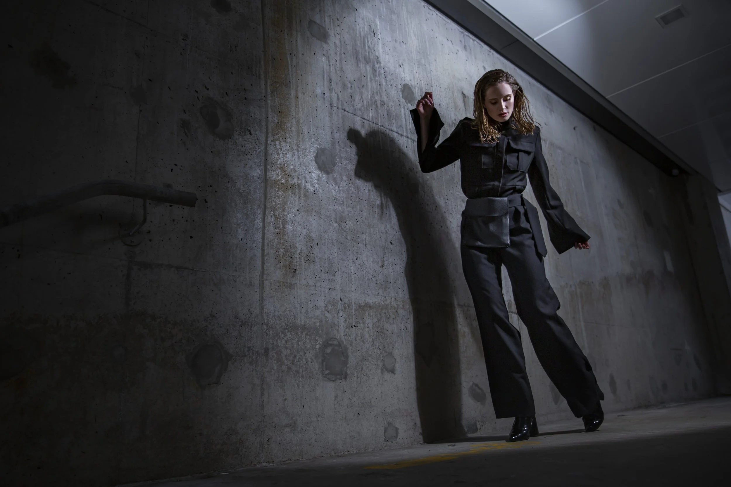 fashion-editorial-concrete-wall.jpg