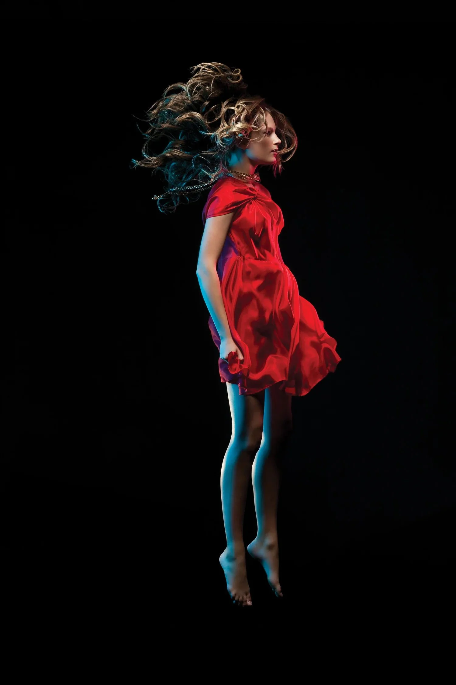 fashion-editorial-red-dress-levitation.jpg