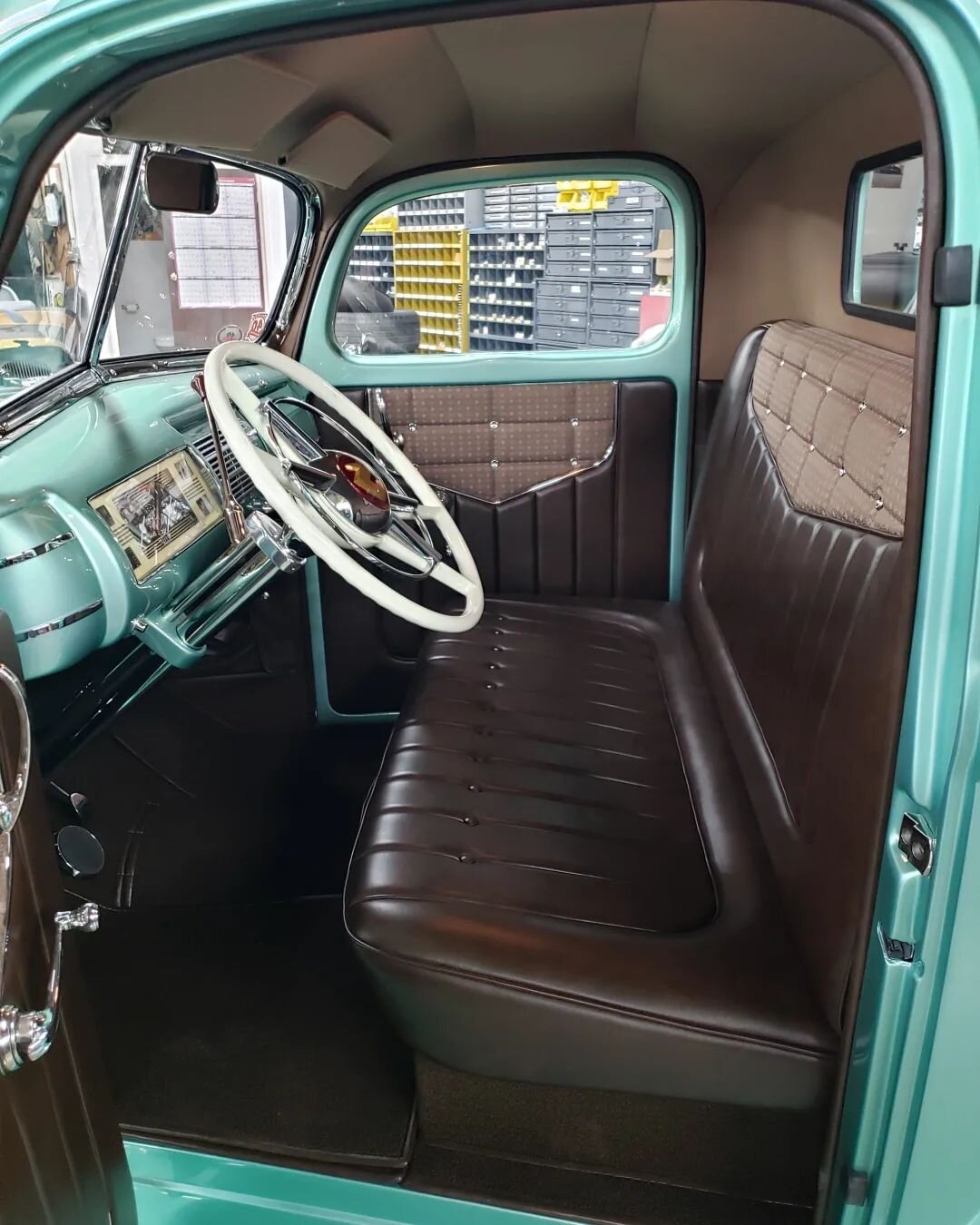 Chris Plante worked his magic on Greg's '40 pickup, from hand-fabbing the stainless on the doors to his perfect stitching, as well as picking the perfect color palette.  Thank you @planteinterior #tidwell40 #planteinterior #builttodrive