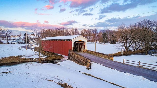Sometimes the drone is just a great tripod.  Getting this post in quick before the spring hits .
.
.
.
.
#lancastergram #lancasterpa #discoverlancaster #farmland #dronestagram #pennsylvaniaisbeautiful