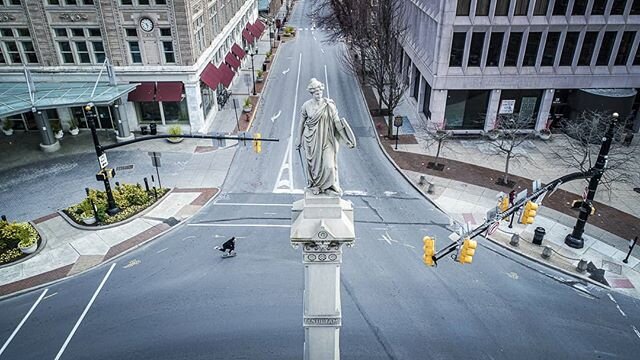 Skateboarder downtown #lancasterpa
.
.
.
.
#quarantine2020 #emptystreets #lancastergram #lancastercountyphotographer #lancastercitypa #skatingtherapy #socialdistancing2020 #discoverlancaster #aerialphotography #drone #skateboarder